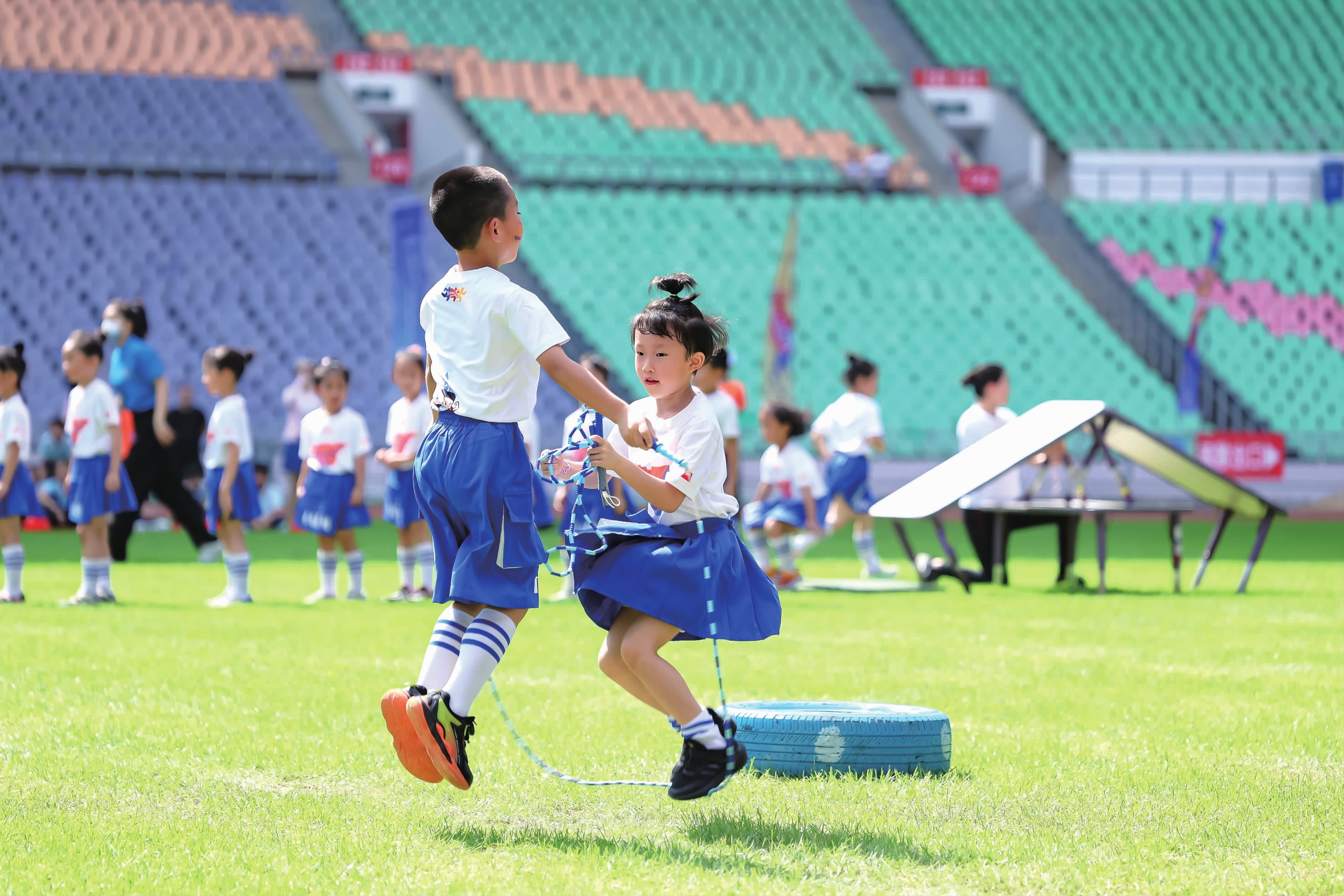 扑克中的决策边界（扑克博弈中的决策界线）